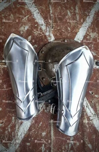 Par de brazaletes de mano medievales para disfraz de cosplay enano armadura Larp usable - Imagen 1 de 2