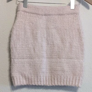 Asilio Pink Knit Mini Skirt Size 8 Excellent Pre-owned Condition - Picture 1 of 5