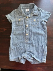 Baby Gap geschlechtsneutral 3-6 Monate Strampler Chambray hellblau Kurzarm Shorts - Bild 1 von 6