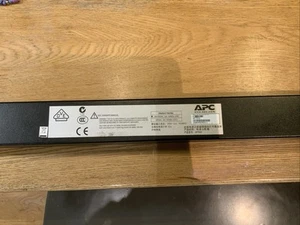 APC AP7952 Rack PDU, Basic, ZeroU, 32A, 230V, (20) C13 & (4) C19 - Picture 1 of 3