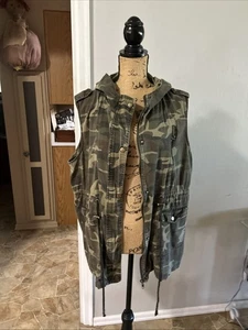 Zenana Outfitters Women 2x Utility Vest Sleeveless Hood Zip & Snap Front - Picture 1 of 7