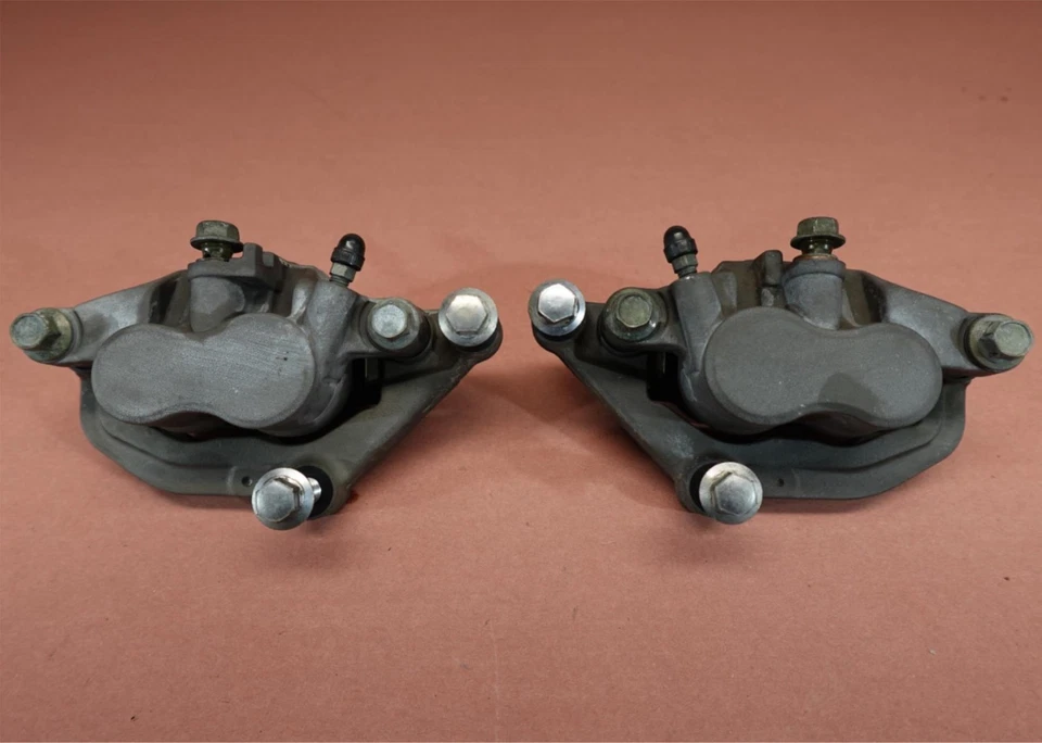 1999-2009 Yamaha V-Star 1100 V Star XVS1100 Front Brake Calipers - Image 1 of 4