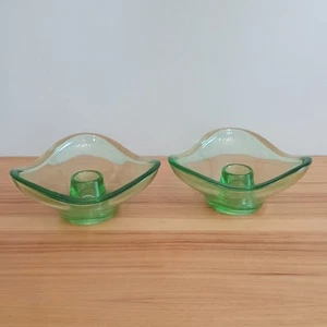 Vintage Set Of Green Depression Glass Triangular Candlestick Candle Holders - Picture 1 of 8