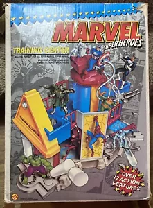 Marvel Superheroes Training Center 1990 Spiderman Incomplete - Picture 1 of 7