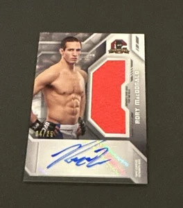 2014 TOPPS UFC CHAMPIONS RORY MACDONALD FIGHTER AUTO JUMBO RELIC #’d 04/25! - Picture 1 of 8