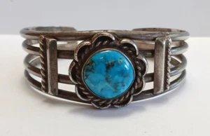 VINTAGE NAVAJO INDIAN SILVER TURQUOISE CUFF BRACELET - Foto 1 di 6
