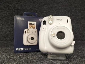 Direct from Japan Cheki FUJIFILM: INSTAX MINI11 - Picture 1 of 10
