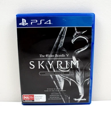 The Elder Scrolls V Skyrim Special Edition Sony PlayStation 4 PS4 Game + Map - Image 1 of 4