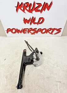 2008 HARLEY SOFTAIL DELUXE Ignition Coil Chrome Cover Spark Plug Wires - Picture 1 of 10