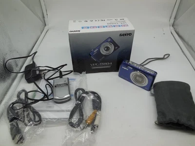 DC6 Sanyo VPC-T1284 Blue 12.0MP 4X Camera with Charger  With Box and Accessories - Image 1 of 4