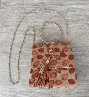 Клубничный принт пробковая сумка с кисточки и золотое кольцо ручки съемный ремень цепи - Изображение 1 из 4