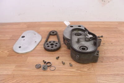 1983 POLARIS INDY 600 Chain Case With Cover & Sprockets 19/35T Foto 1 de 4