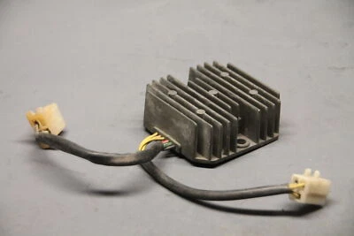 Honda Nighthawk 450SC 1985 regulador de voltaje 31600-413-008 Foto 1 de 4