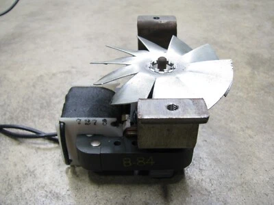 Dayton 3M603 Electric Fan Motor 115volt B8108C1616 - Image 1 of 4