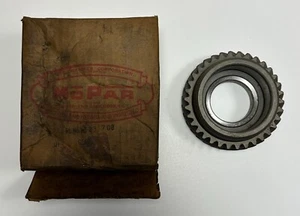 New Old Stock Counter Shaft Free Wheeling Gear for 1946-54 Models Mopar #1323708 - Picture 1 of 1