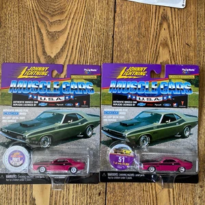 1/64 1970 DODGE CHALLENGER T/A PAIR W COIN Johnny Lightning White Wheels Chassis - Picture 1 of 9