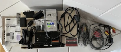 JVC Digital Camcorder GR-DVM5 MiniDV Videokamera, guter gebrauchter Zustand! - Bild 1 von 4