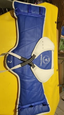 Taekwondo Chest Guard Hogu Reversible Blue/Red – Size 2 – Martial Arts Sparring - Image 1 of 2