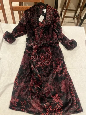Natori Womens L  Plush Long Bath Robe Lounge SOFT Warm Pockets Black/Red NWT - Image 1 of 4