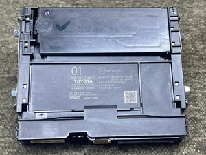 TOYOTA COROLLA HYBRID ZWE211-212 Control Unit / Computer 86741K0011 - Picture 1 of 12