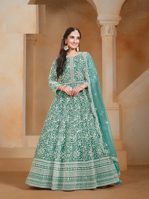 Vestido Anarkali Bordado Floral Red Verde Como Nuevo para Mujer | Ocasión y... - Imagen 1 de 4