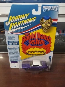 Johnny Lightning Muscle Cars USA Rapid Transit System 1971 Plymouth GTX - Picture 1 of 6