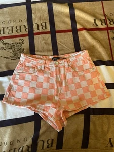 Nasty Gal Checkerboard High Waist Shorts Size 6 - Picture 1 of 3