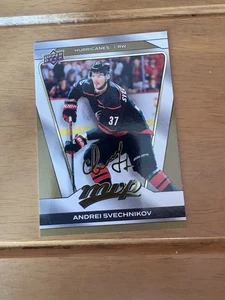 Andrei Svechnikov Gold Script MVP 2025-26 | Carolina Hurricanes 🏒  - Bild 1 von 2