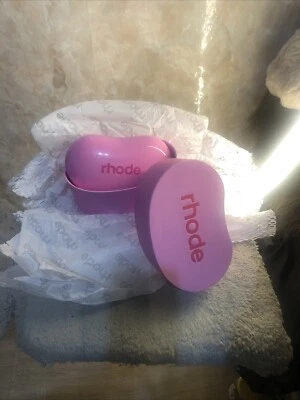 Buo de aniversário Rhode Jelly Bean. Vidros fLuid + tratamento labial peptídeo esgotado.  - Imagem 1 de 4