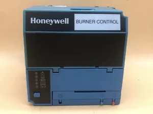 HONEYWELL EC7850 A 1072 BURNER CONTROL + S7820A 1007 KEYBOARD MODULE - Bild 1 von 14
