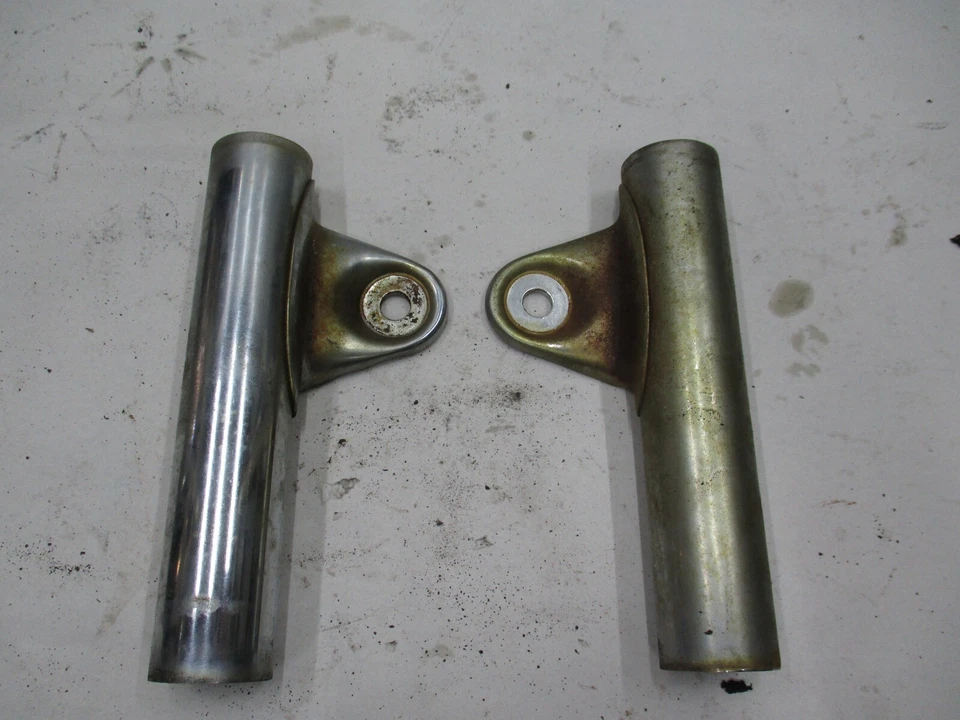 Orejas de faros, izquierda y derecha 1972 72 Suzuki TC125 TC 125 Prospector Foto 1 de 3