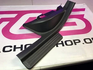 FABRICANTE DE EQUIPOS ORIGINALES 02-07 Subaru Impreza/WRX/STi LH borde de umbral de puerta trasera lateral 94061FE010 - Imagen 1 de 9