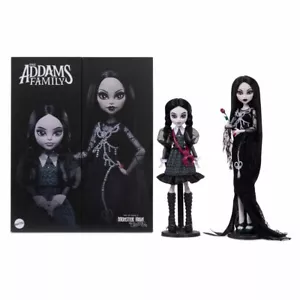 Bambola famiglia Mattel Monster High Skullector Addams confezione da due ✅ NUOVA IN MANO - Foto 1 di 4