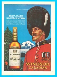 1972 WINDSOR Canadian Whisky vintage PRINT AD The Windsor Guardsman Rockies - Picture 1 of 3