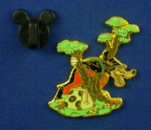 Big Bad Wolf WDCC Sculpture Set Classics Collection Pin # 1536 - Picture 1 of 4
