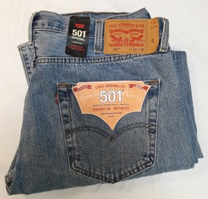 levi's vaqueros hombre