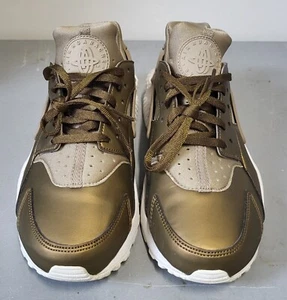 Size 6.5 - Nike Air Huarache Run Premium TXT Khaki W - Picture 1 of 6