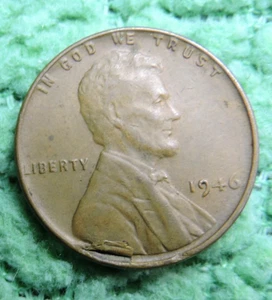 1946 P Lincoln 1C - LAMINATE ERROR W/ RETAINED METAL - Nice! - Picture 1 of 3