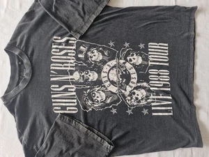 Guns N' Roses 1988 Tour Graphic T-Shirt 2XL Skull Band Tee Rock Vintage Look - Picture 1 of 4