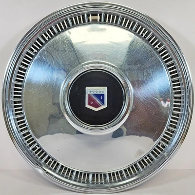 ONE 1980-1984 Buick Electra/Park Avenue # 1101 15" tapacubos/cubierta de rueda USADA Foto 1 de 4