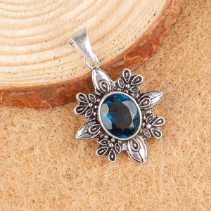 London Blue Topaz Gemstone Handmade 925 Sterling Silver Jewelry Pendant Gift For - Picture 1 of 3