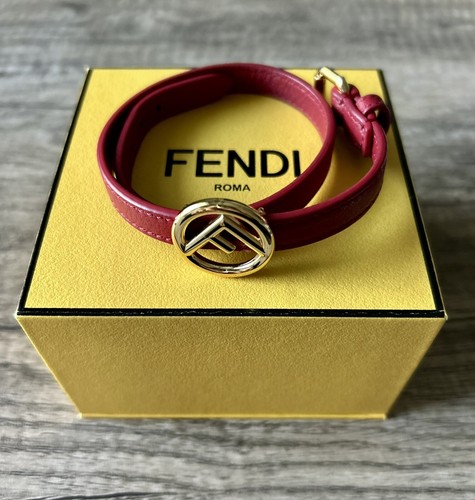 Bracciale Fendi in pelle colore fragola unico taglia M Italia nuovo con scatola
