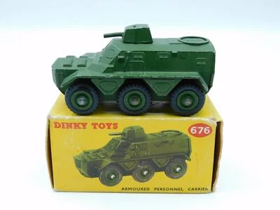 Dinky Toys Armoured Personnel Carrier 676 W/Box Armoured Vehicle Diecast England - Image 1 of 4