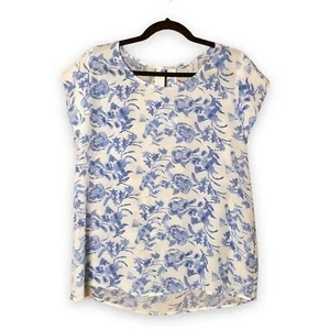 Anthropologie Lalia & Savanne blau weiß Blumenmuster Seide Top Medium - Bild 1 von 4