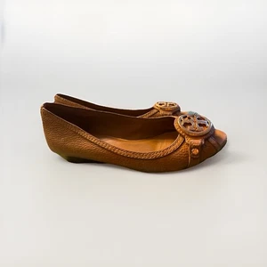 Tory Burch Leather Selma Wedge Logo Peep Toe Pump Brown Sz 7 - Picture 1 of 6