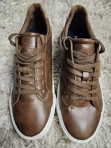 NWOT Mens Nautica Lace Up Shoes Sneakers Casual Brown Size 8 No Box - Picture 1 of 11