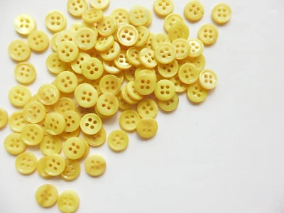 50pcs X Yellow Col. Mother Of Pearl Round 4Holes Shirt Cardigan Buttons, 10mm - Image 1 of 4