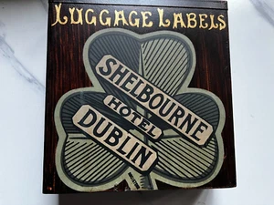 Shelbourne Hotel Dublin - Replik Gepäck Etiketten - Metall Wandbox - gebraucht - Bild 1 von 7