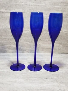 Elite Cobalt Blue by Mikasa Set of 3 Fluted Champagne Glasses - Picture 1 of 8