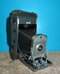 Polaroid 150 Land Camera Good Condition - Picture 1 of 8